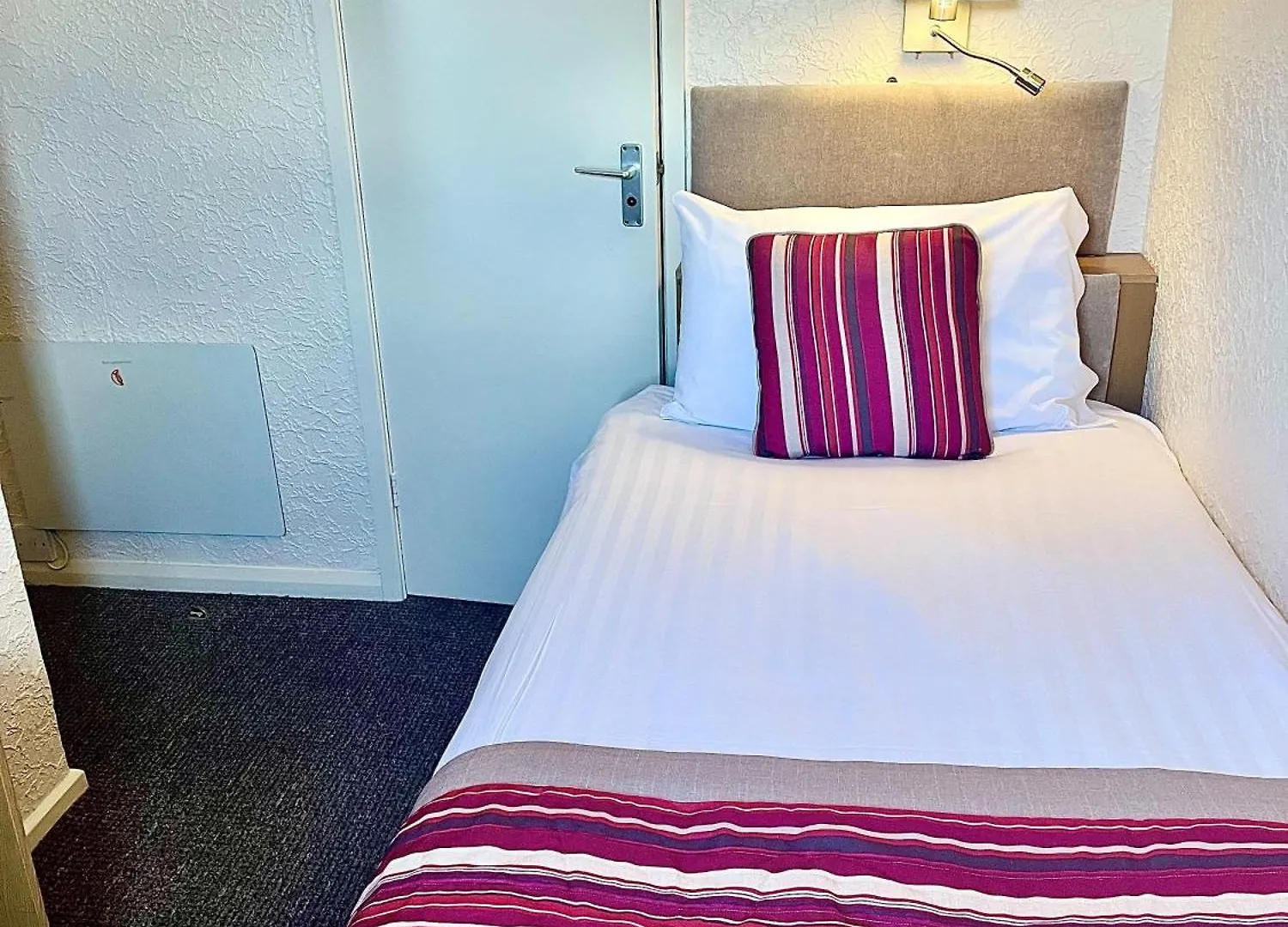 **  Clifton Court Hotel Blackpool United Kingdom