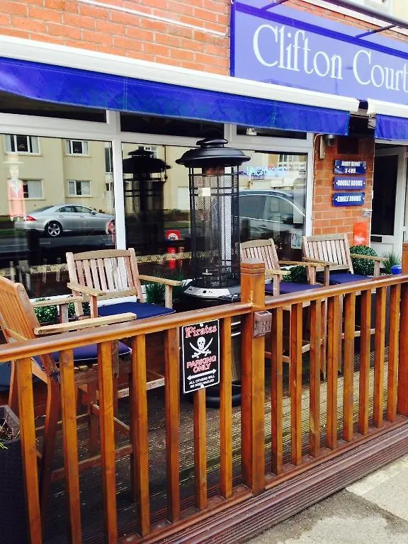 Clifton Court Hotel Blackpool 2*,  United Kingdom